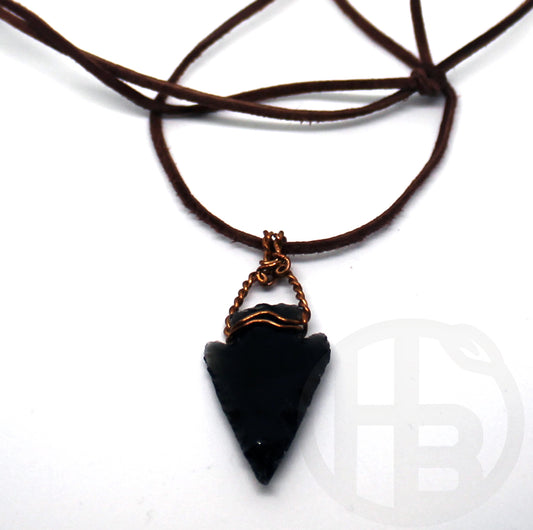 Javelin -necklace